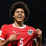 Liverpool chốt thương vụ đầu tiên dưới thời Arne Slot: Chiêu mộ thần đồng trung vệ 17 tuổi Ifeanyi Ndukwe 1