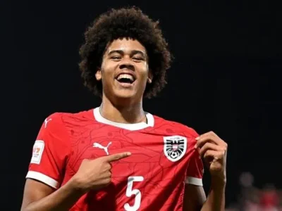 Liverpool chốt thương vụ đầu tiên dưới thời Arne Slot: Chiêu mộ thần đồng trung vệ 17 tuổi Ifeanyi Ndukwe