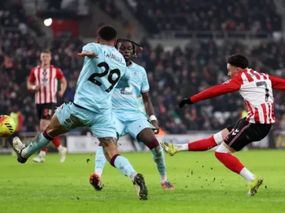 Sunderland vs Burnley: Trận Cầu Kịch Tính Với Bàn Thắng Muộn