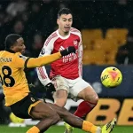 Sốc! Arsenal thảm họa bàn phản lưới phút 90+4, Wolves cướp điểm khiến cuộc đua Ngoại hạng Anh dậy sóng 1