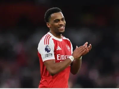 Ruud Gullit ‘thổi bay’ Jurrien Timber: Hậu vệ Arsenal được huyền thoại Hà Lan ca ngợi hết lời